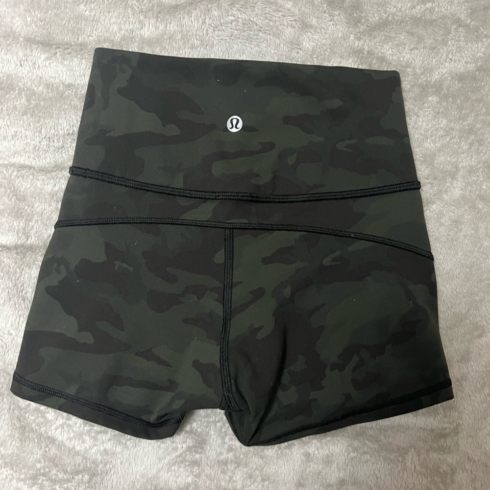 Lululemon Camo Shorts NWOT